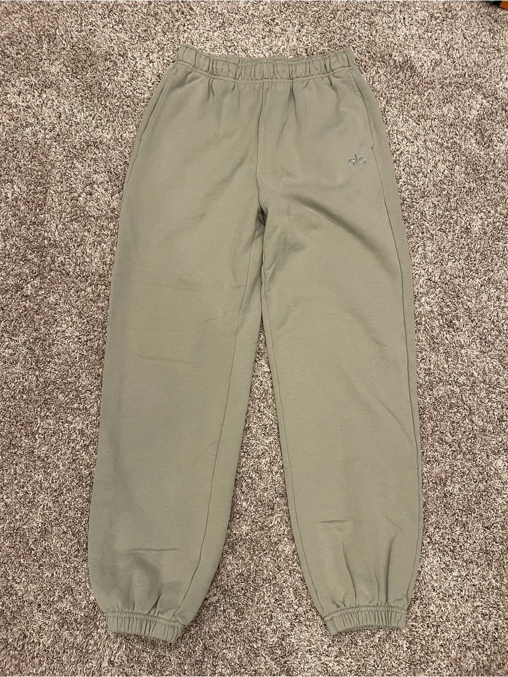 Alo Accolade Sweatpants Joggers Size Medium